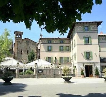 Cora Hotels Leon D'Oro CastellʼArquato المظهر الخارجي الصورة